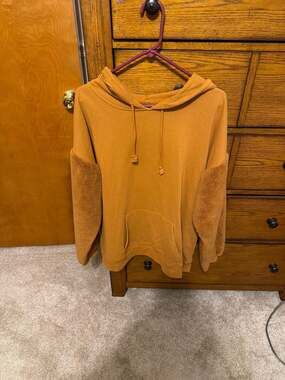 Umgee USA Burnt Orange French Terry Hoodie with Sherpa Contrast Sleeves